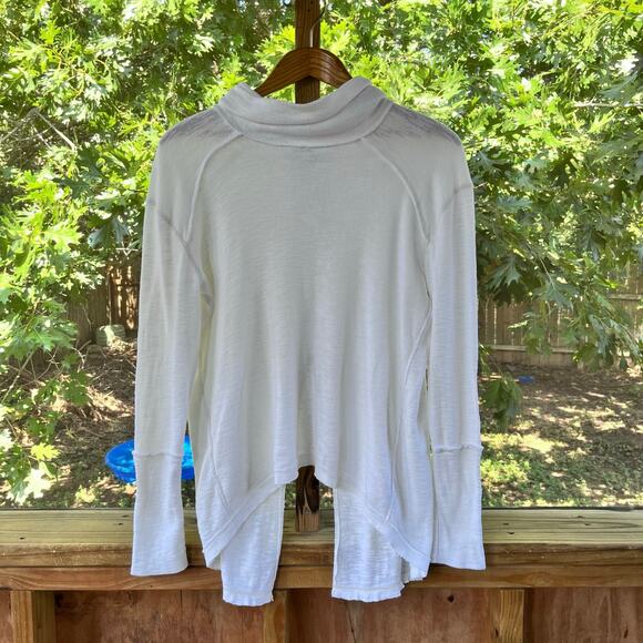 Free People We The Free Tara Split Back Turtle Neck Top White Size M - Picture 2 of 8